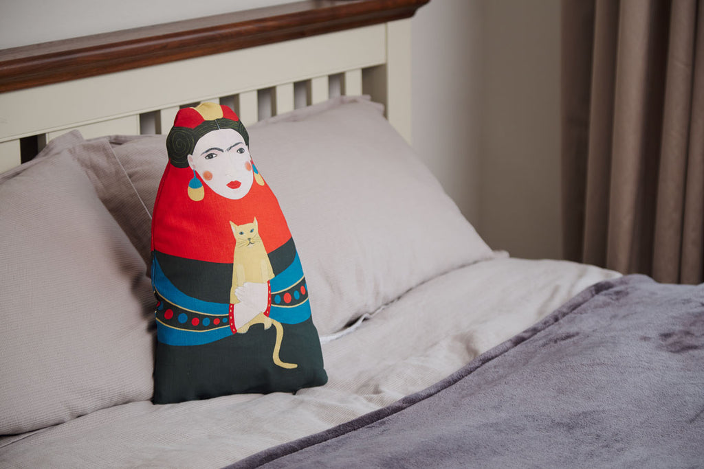 Frida cushion Art doll - Jokamin